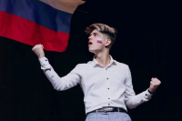 «Встанем», «Я русский»  и «Гимн России» на языке жестов